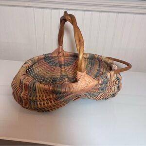 Vintage Handwoven Ribbed Melon Egg Basket - Primitive "Buttocks" Style